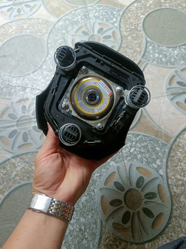 Phụ Tùng Ô Tô Quách Vi